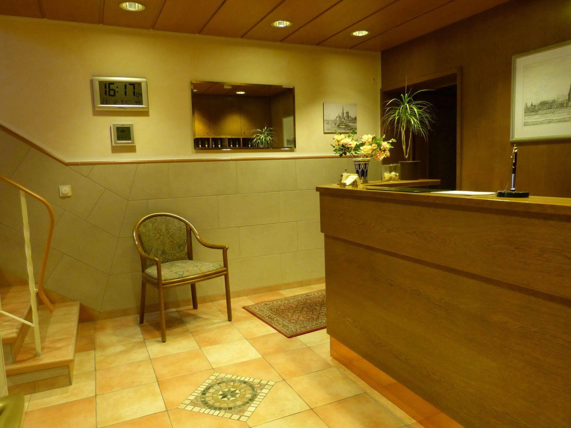 Hotel Wurms ดุสเซลดอร์ฟ ภายนอก รูปภาพ