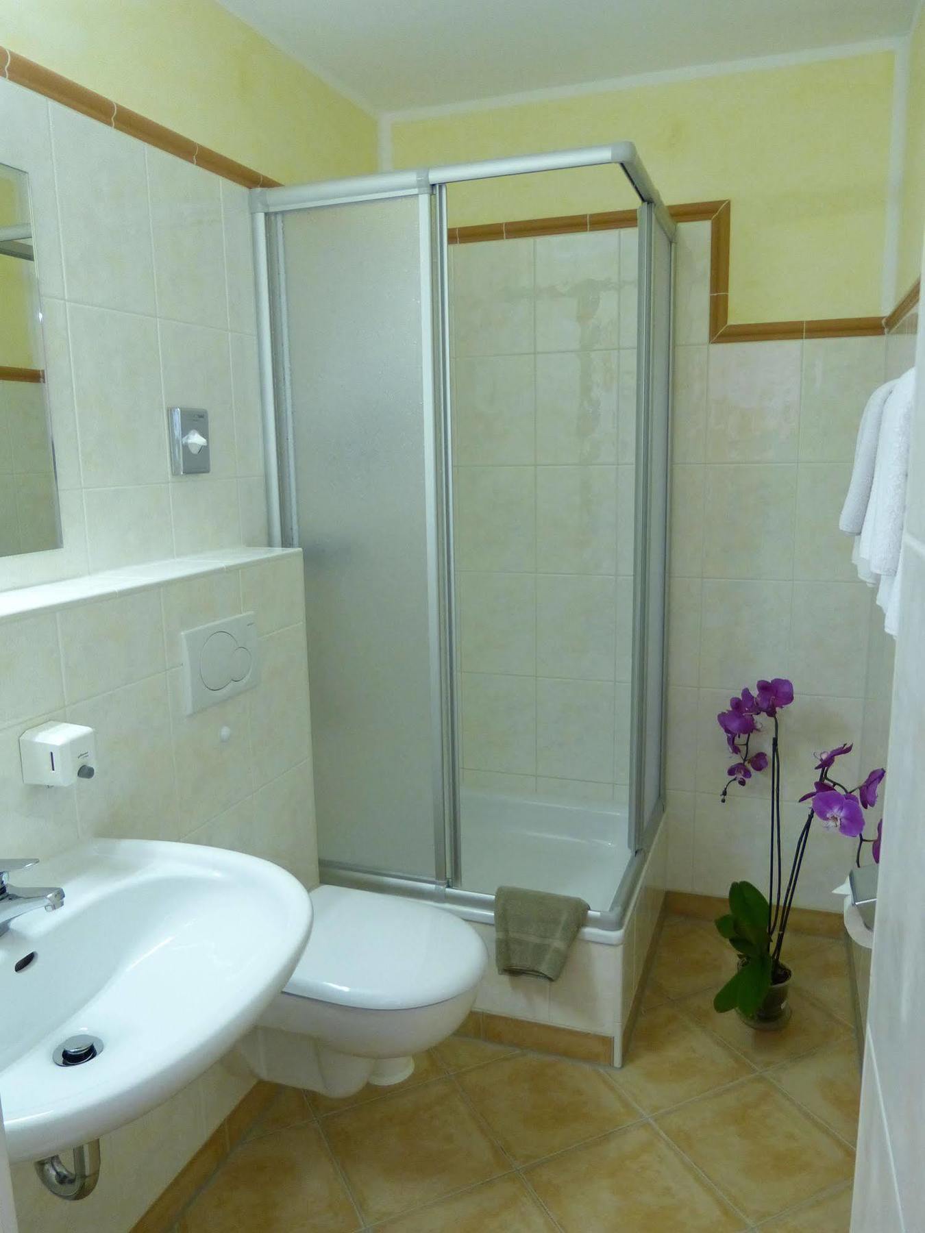 Hotel Wurms ดุสเซลดอร์ฟ ภายนอก รูปภาพ