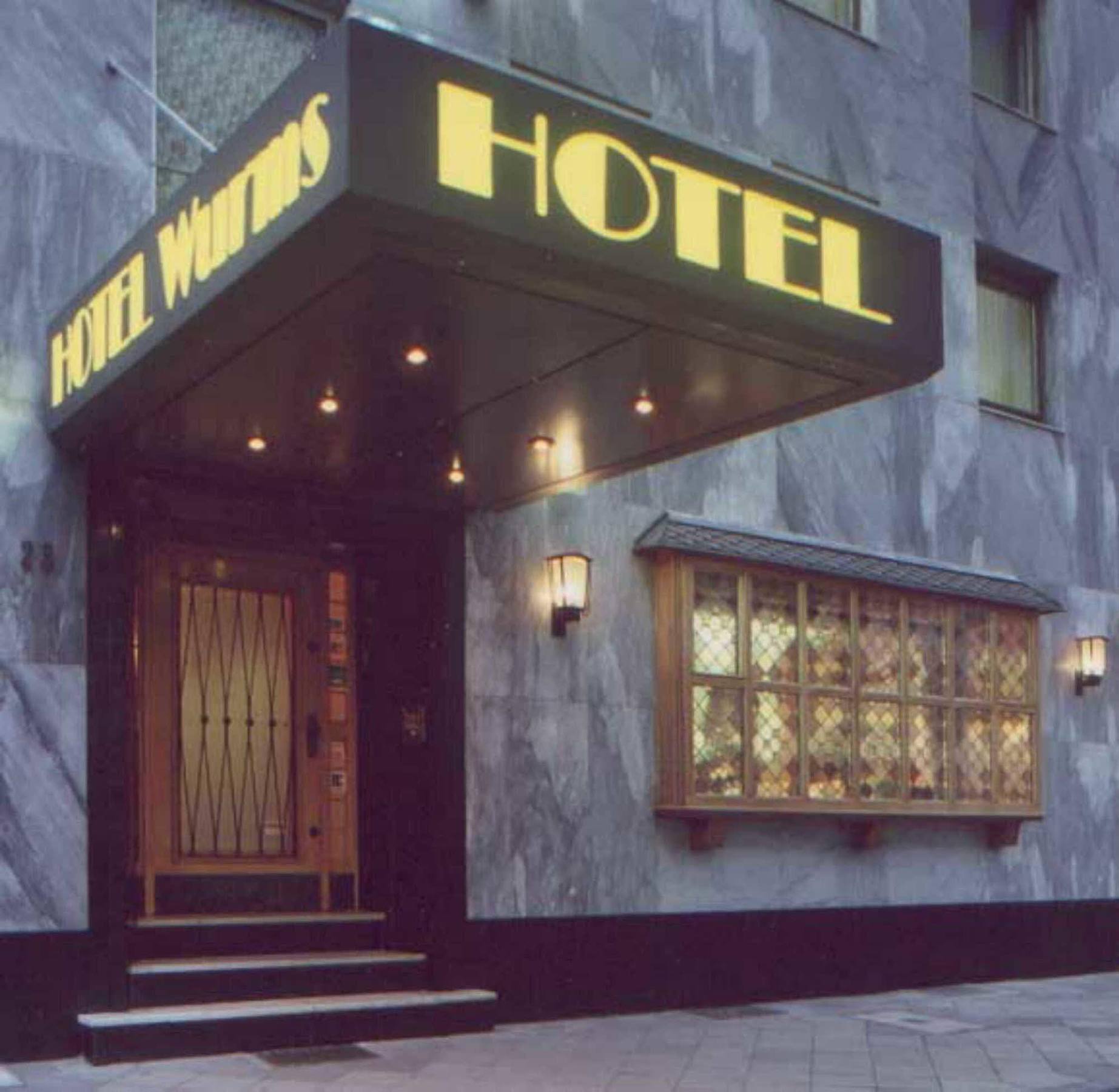 Hotel Wurms ดุสเซลดอร์ฟ ภายนอก รูปภาพ