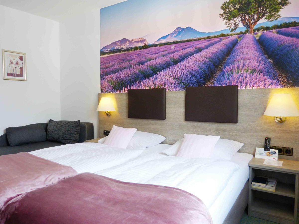 Hotel Wurms ดุสเซลดอร์ฟ ภายนอก รูปภาพ