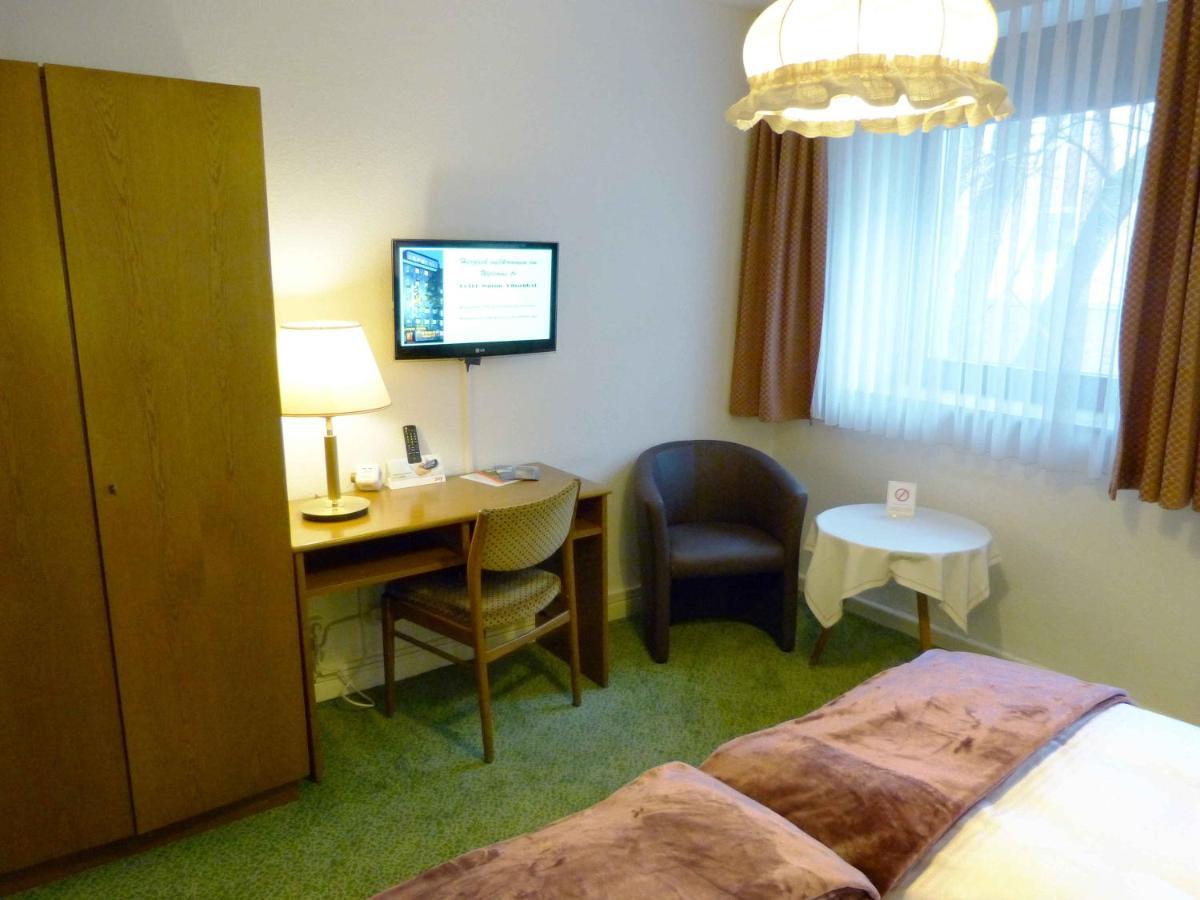 Hotel Wurms ดุสเซลดอร์ฟ ภายนอก รูปภาพ