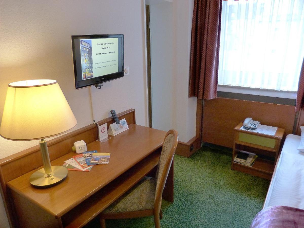 Hotel Wurms ดุสเซลดอร์ฟ ภายนอก รูปภาพ