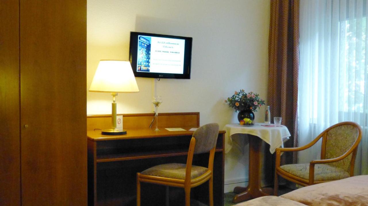 Hotel Wurms ดุสเซลดอร์ฟ ภายนอก รูปภาพ